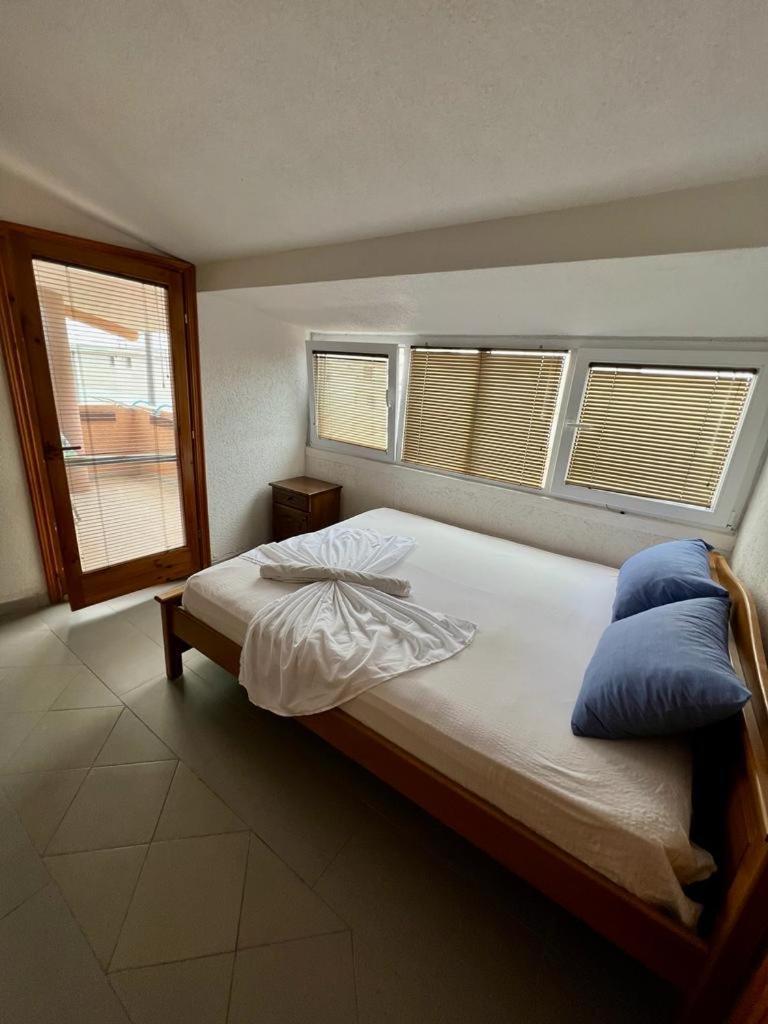 Apartments Vila Fata Улцинь Екстер'єр фото