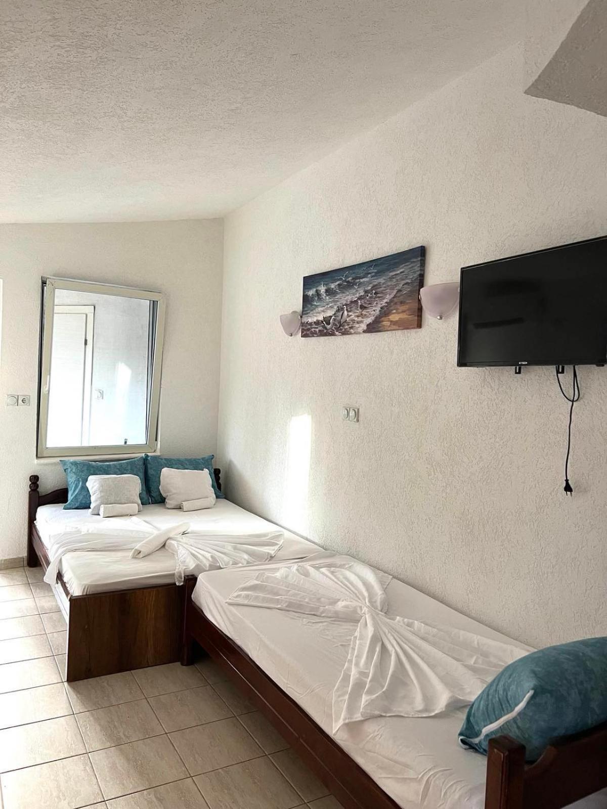 Apartments Vila Fata Улцинь Екстер'єр фото