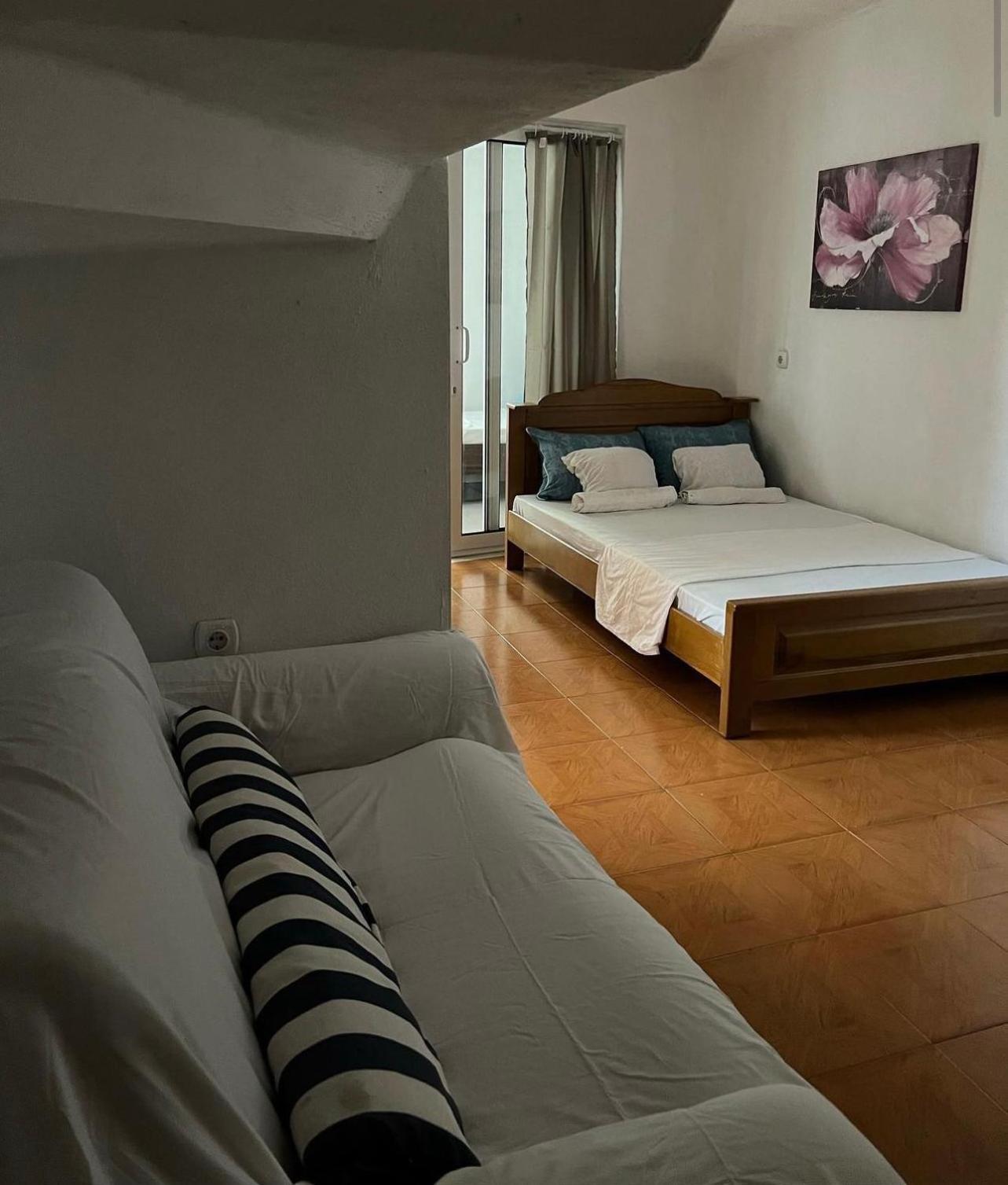 Apartments Vila Fata Улцинь Екстер'єр фото