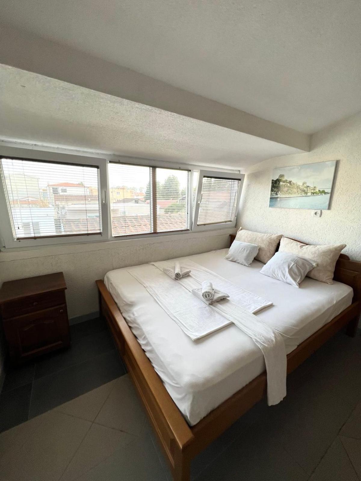 Apartments Vila Fata Улцинь Екстер'єр фото